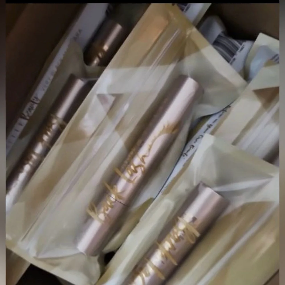 Belle beauty mascara